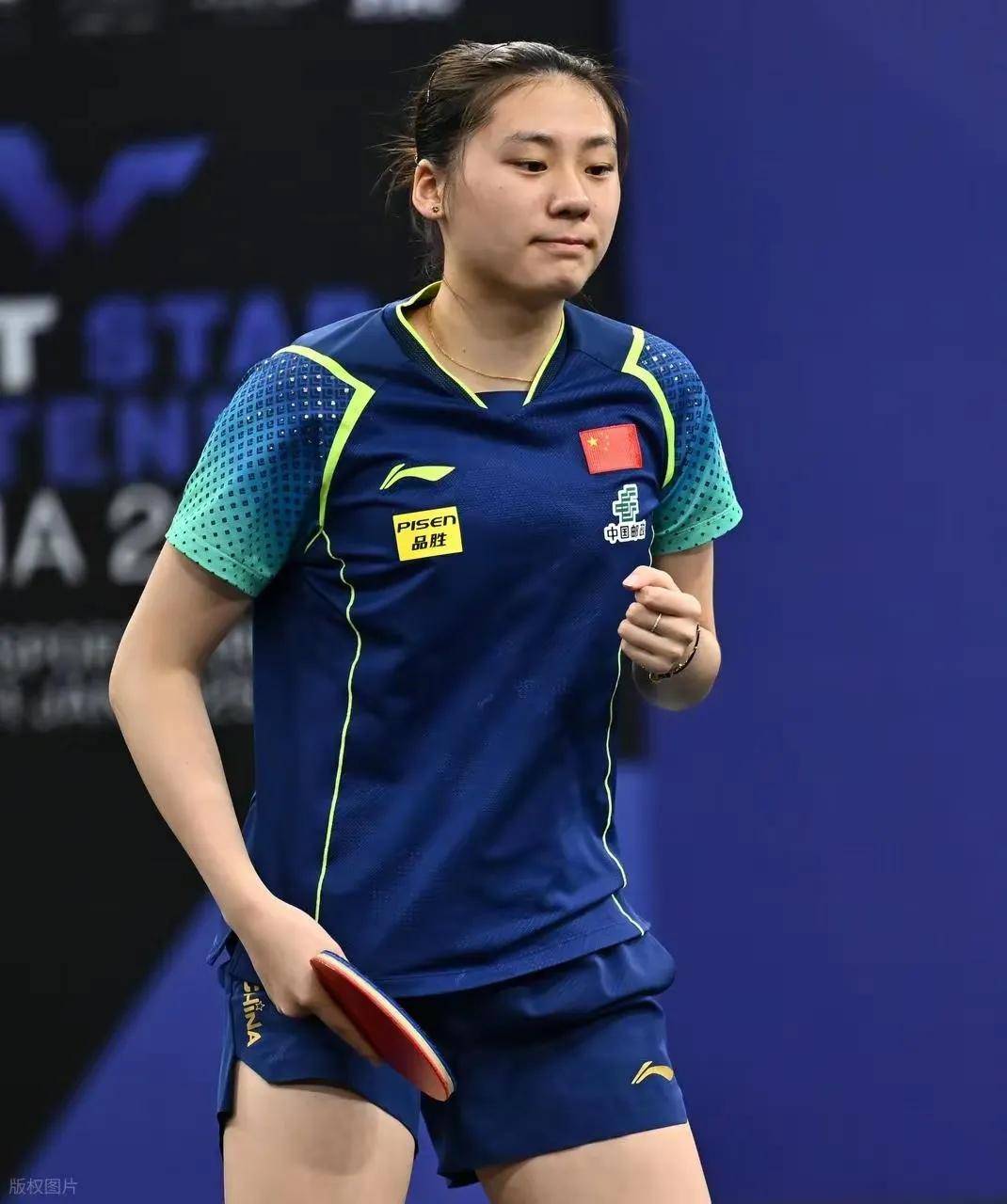 一种截然不 一种截然不